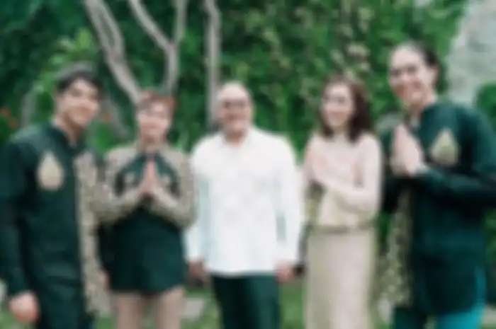 Rela Gelontorkan Uang Hampir Rp 65 Juta Hanya untuk Al Ghazali, Irwan Mussry Berikan Kado Jam Tangan Super Mewah Secara Cuma-cuma sampai Buat Maia Estianty Ancam Putranya: Jangan Hilang! 