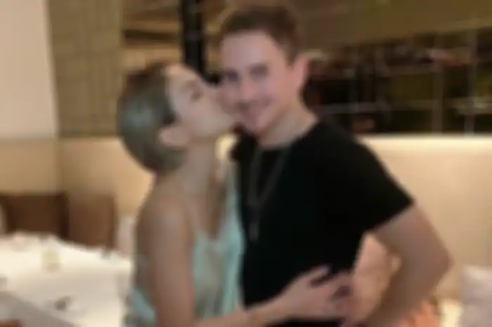 Nikita Mirzani dan Lorenzo