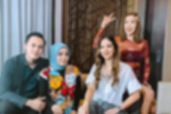 Potret Arisan Muzdalifah yang bikin Nia Ramadhani dan Jedar melongo