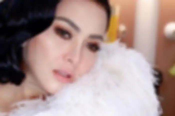 Syahrini 