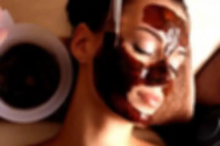 Masker coklat untuk menjaga kesehatan kulit wajah