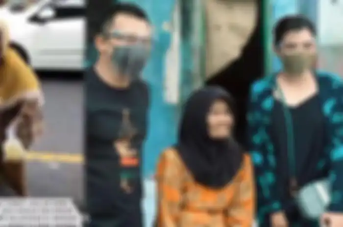 Anang dan Ashanty mengunjungi nenek viral yang diduga dipaksa berjualan sang anak.