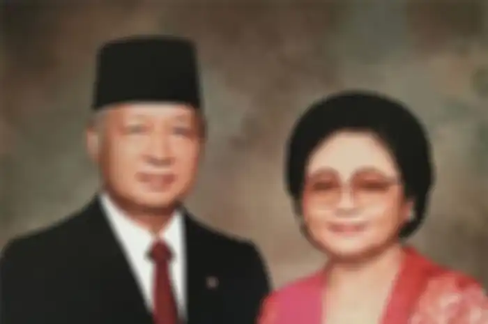 Soeharto dan Ibu Tien