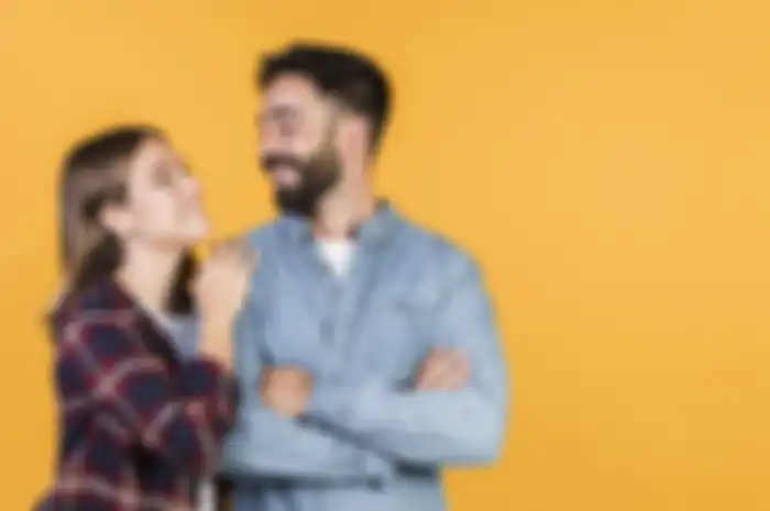 Tanda Perempuan Jatuh CInta
