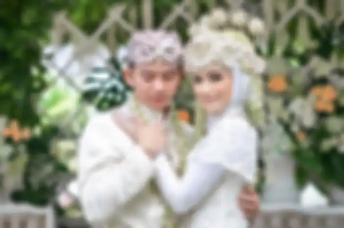 Sudah diperingatkan Iis Dahlia, pernikahan Rizky DA mendadak diterpa masalah, keburukan Nadya Mustika dibongkar ibu kandungnya