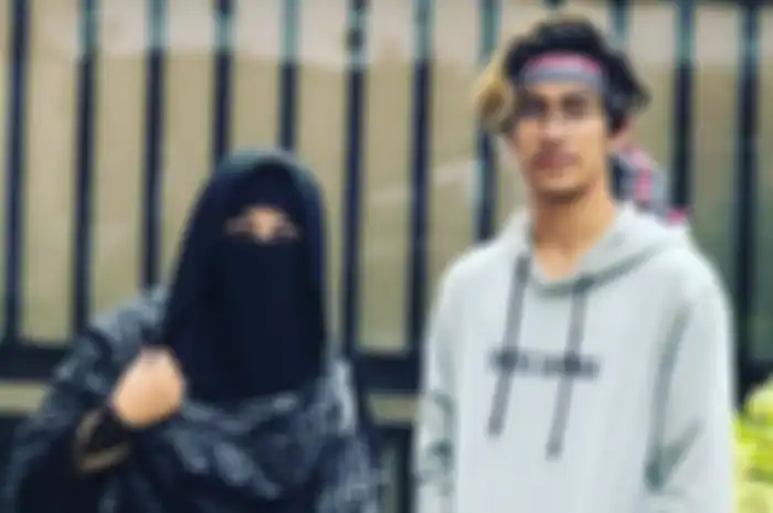 Umi Pipik dan Abidzar
