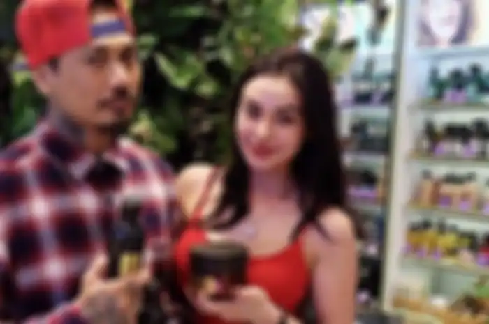 Jerinx SID dan Nora Alexandra