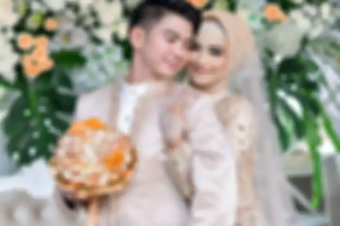 Rizki DA dan istrinya Nadya Mustika