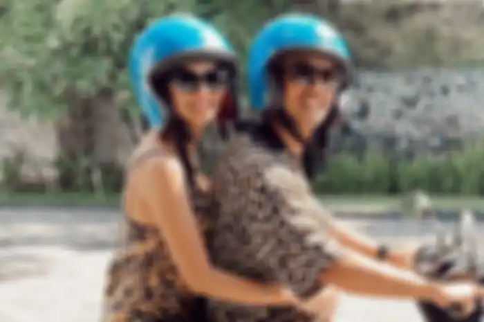 Vanessa Angel dan Bibi Ardiansyah 