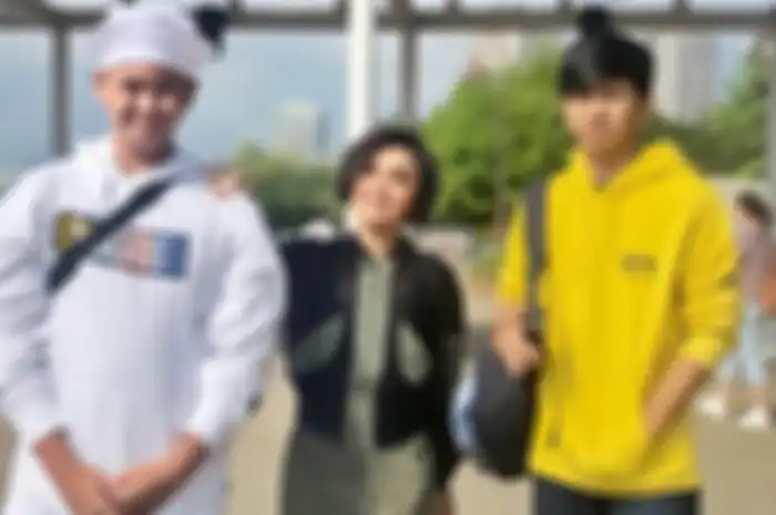 Yuni Shara dan kedua putranya, Cavin dan Cello