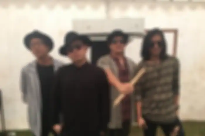 ARKJ-Rocks (memegang stik drum) tersandung kasus narkoba jenis ganja