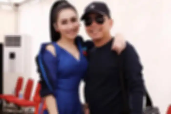 Ayu Ting Ting dan Abdul Rozak