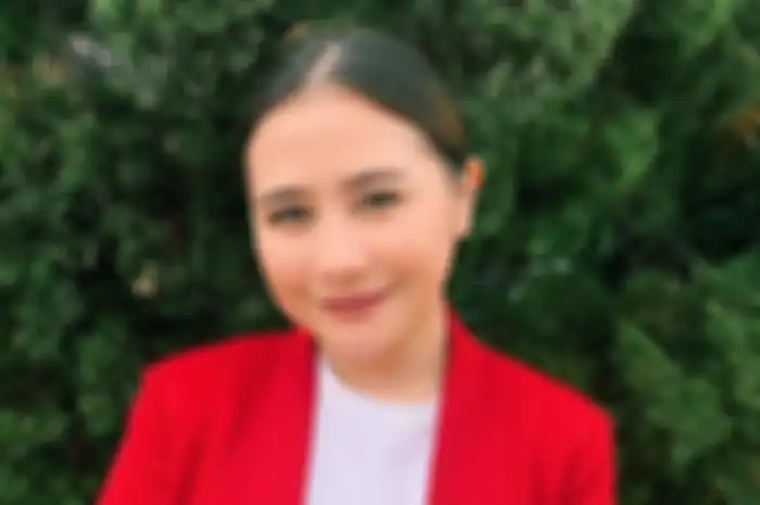 Prilly Latuconsina