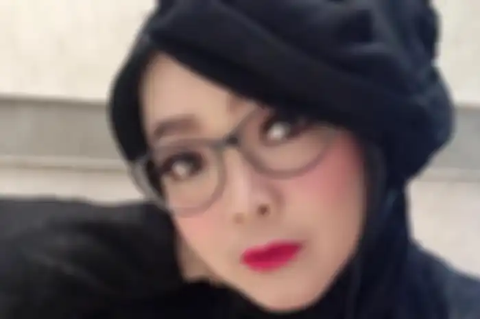 Rina Gunawan 