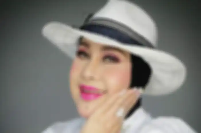 Ratu Dangdut Elvy Sukaesih dikabarkan meninggal dunia