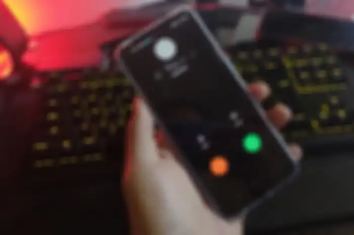 Tampilan telfon masuk di Oppo A53