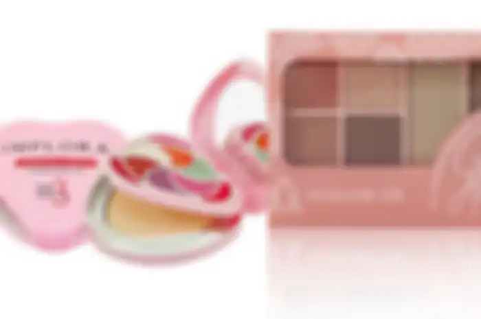 Implora Bedak Complete Love Beauty Care VS Madame Gie Gateaway Makeup Kit Makeup Face Palette