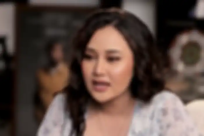 Mutia Ayu ungkap alasan menutup wajah Gewa selama ini