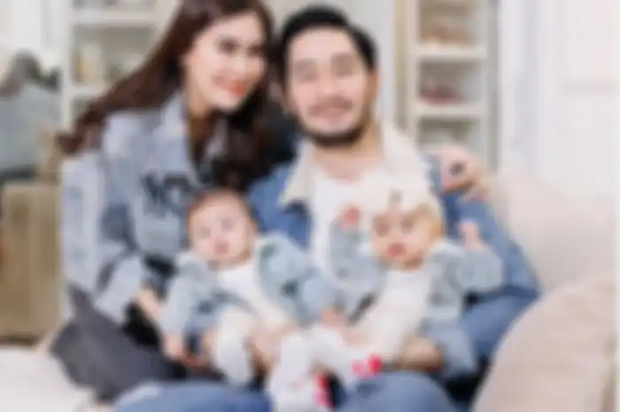 Keluarga kecil Syahnaz dan Jeje