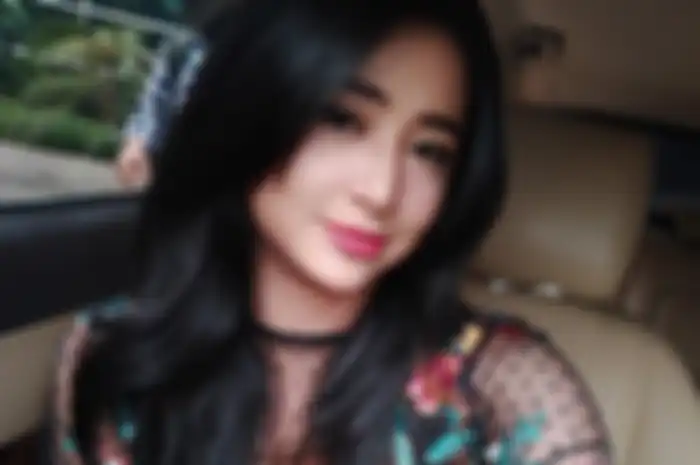 Fasilitas Rumah Mewahnya Kini Didiamkan, Dewi Perssik Ungkap Alasannya Tak Lagi Pakai Lift: Perasaan Aku tuh Sedih Banget!