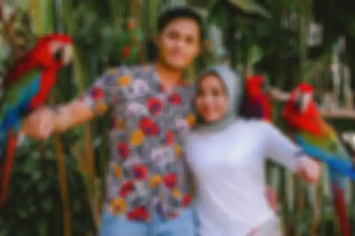Muzdalifah dan Fadel Islami 