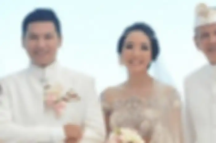 Gading Marten Gisella Anastasia dan Roy Marten.