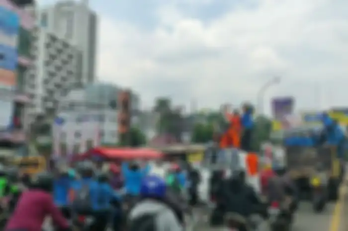 mahasiswa di Tangerang kembali menggelar demo menolak omnibus law UU Cipta Kerja
