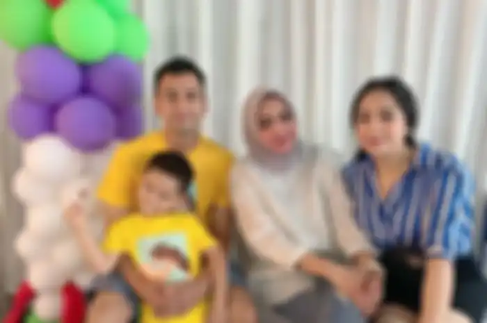 Nagita Slavina, Raffi Ahmad dan Rieta Amilia