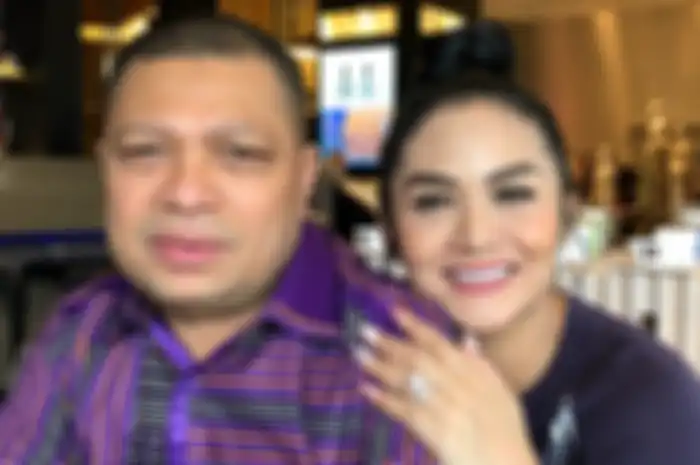 Krisdayanti dan Raul Lemos