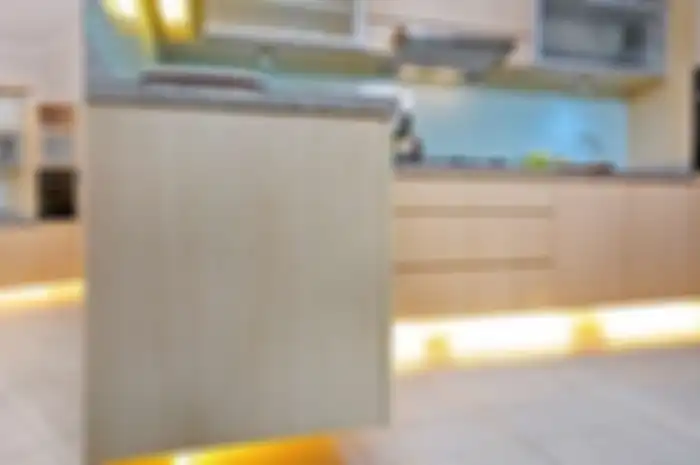 Pencahayaan pada lantai di dapur yang kompleks  lantai.