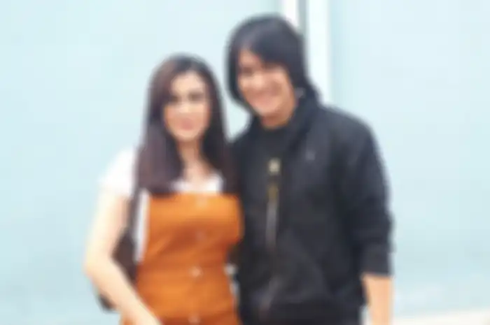 Kevin Aprilio dan Vicy Melanie