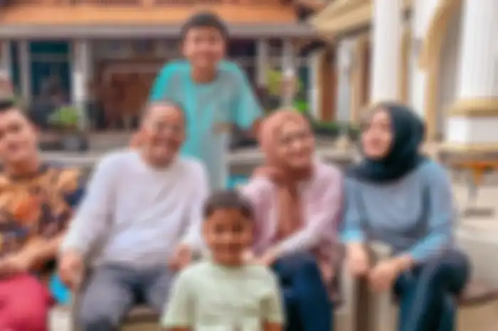 Nathalie Holscher dan keluarga Sule