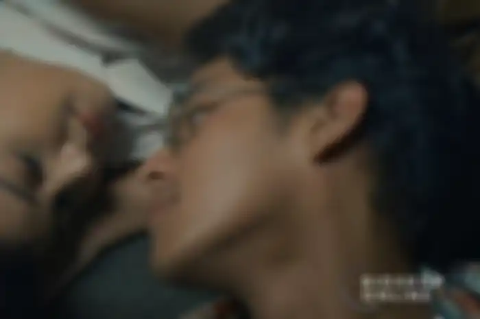 salah satu adegan Aurelie dan Ardhito  dalam Story of Kale. 