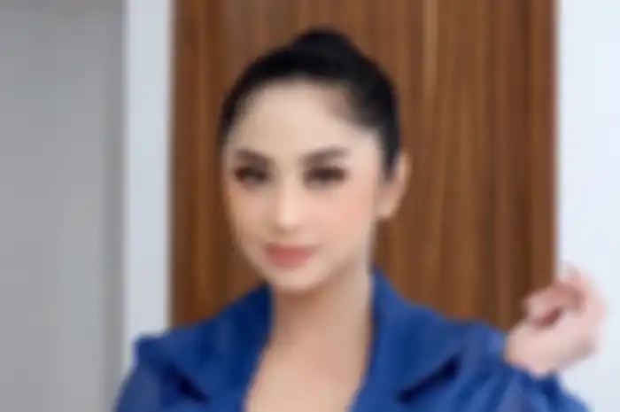 Dewi Perssik