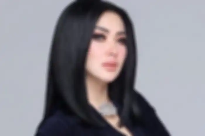 Penyanyi Syahrini ingatkan netizen agar bijak bermedia sosial