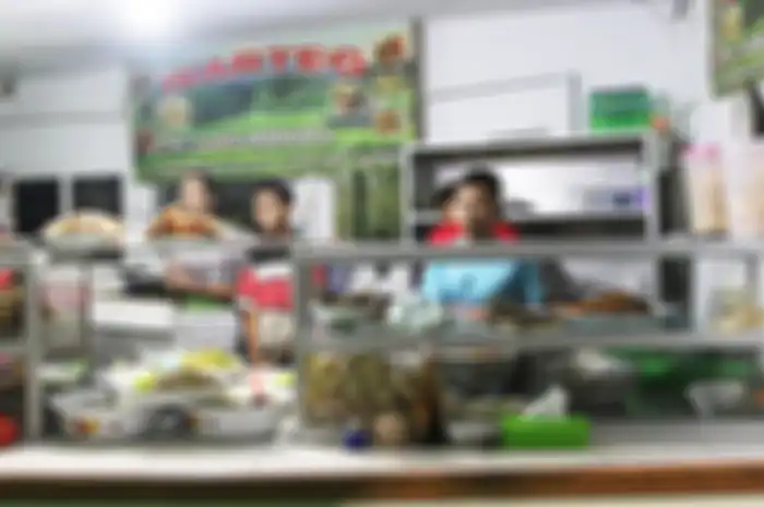Warteg Gang Mangga serves more complete package than common warteg out there. 