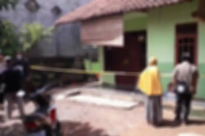 Sesosok mayat wanita berinisial AM (28) gegerkan warga Kampung Lingkungan II Citatah Dalam, Kelurahan Ciriung, Kecamatan Cibinong, Kabupaten Bogor, Selasa (3/11/2020).