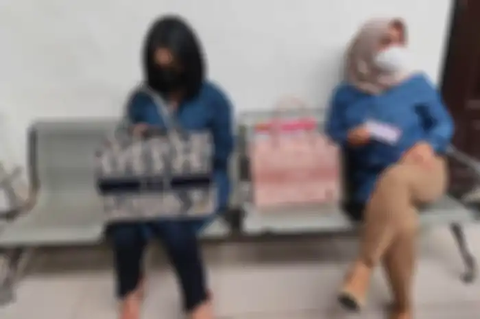 Syahrini dan Aisyahrani hadiri sidang di Pengadilan Negeri Jakarta Selatan pada Rabu (4/11/2020)