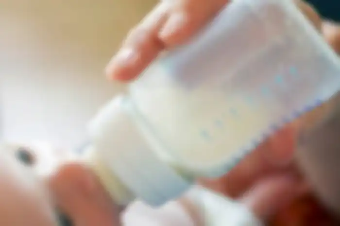 Susu formula jika menggunakan air dispenser akan membahayakan bayi, hati-hati