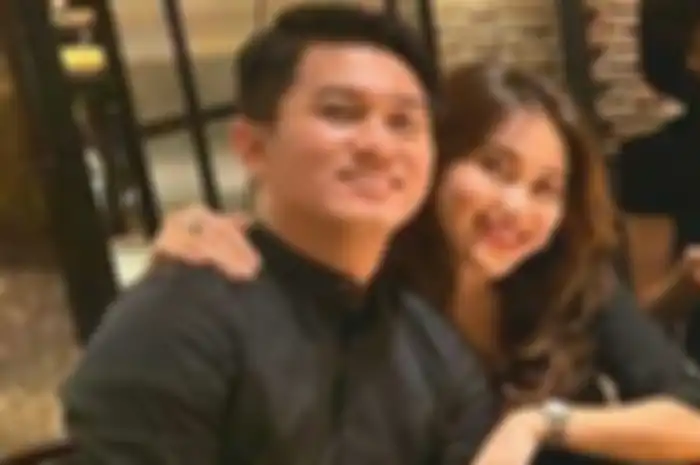 Ayu Ting Ting dan Adit Pradana Jayusman