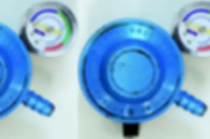 Regulator gas dapat membantu mendeteksi keberadaan gas atau asap di rumah.