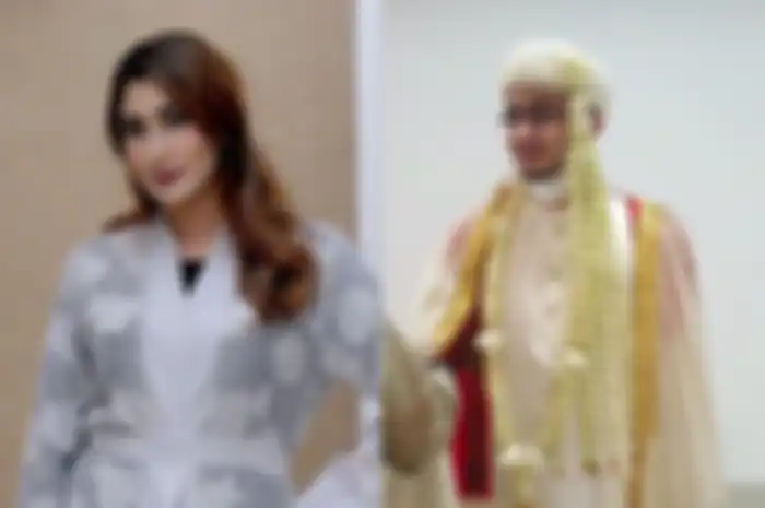 Tania Nadira hadiri pernikahan putri Rizieq Shihab