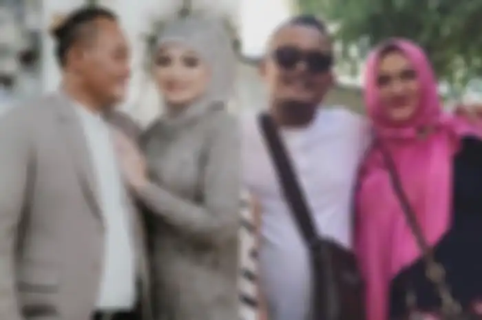 Kini resmi buka lembaran baru dengan Nathalie Holscher, ternyata mendiang istri sang komedian sempat wasiatkan ini untuk anak-anaknya