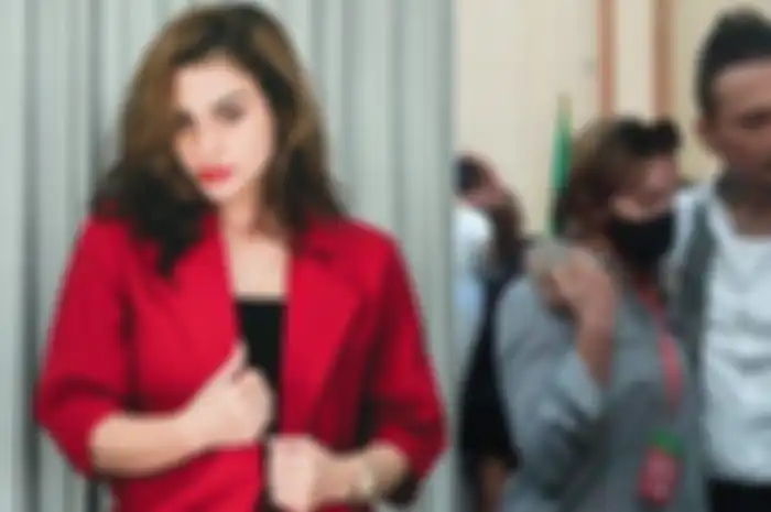 Nora Alexandra dan Jerinx SID seusai menjalani sidang vonis di PN Denpasar, Kamis (19/11/2020)