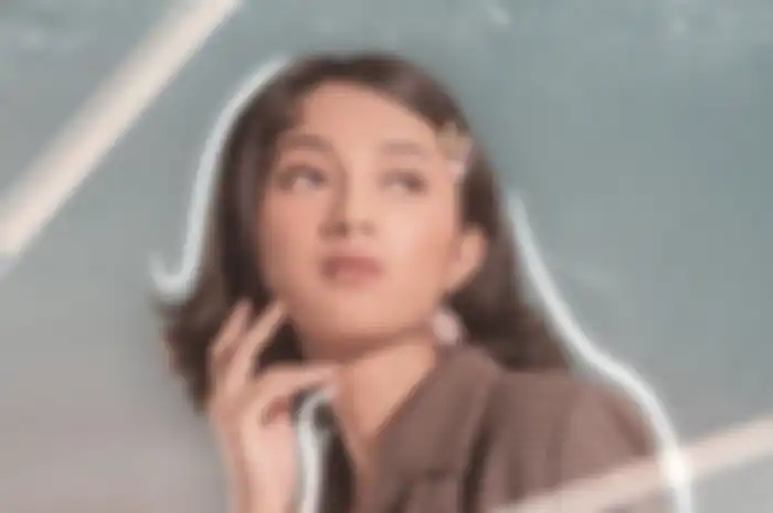 Rahmania Astrini - Shush