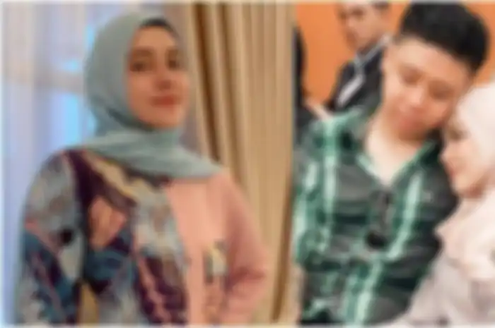 Rumah Tangga Rey Utami dan Pablo Benua Terancam Bubrah, Fairuz A Rafiq Justru Asyik Pamer Kemesraan Bareng Sang Suami