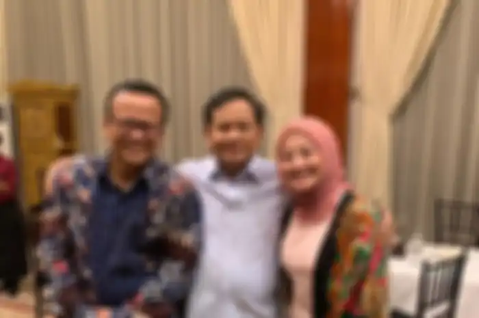 Keakraban Edhy Prabowo bersama sang istri dengan Prabowo Subianto