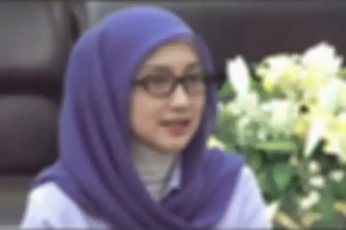 Betah sendiri usai putus dari Irwan Mussry, intip kekayaan melimpah Desy Ratnasari, hunian mewah bak istananya sukses buat melongo