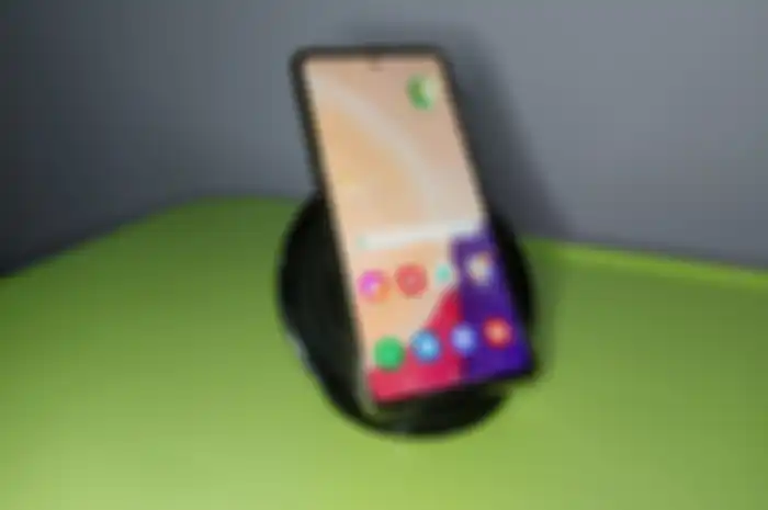Ilustrasi wireless charging Samsung