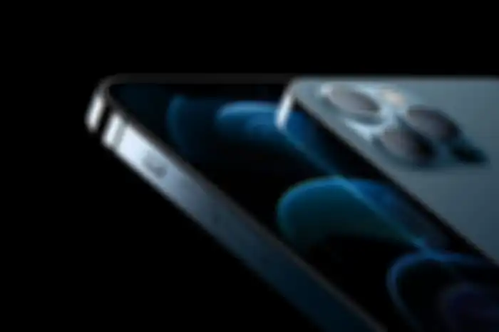 iPhone 12